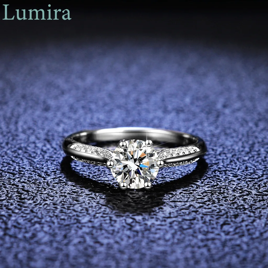 Bague de fiançailles Lumira 1  - Moissanite Engagement Ring 1 Carat avis et prix