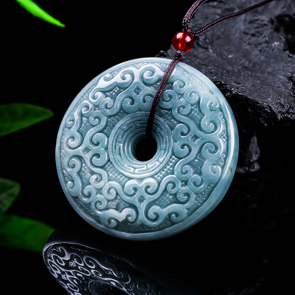 Collier pendentif fleur en jad - Necklaces avis et prix